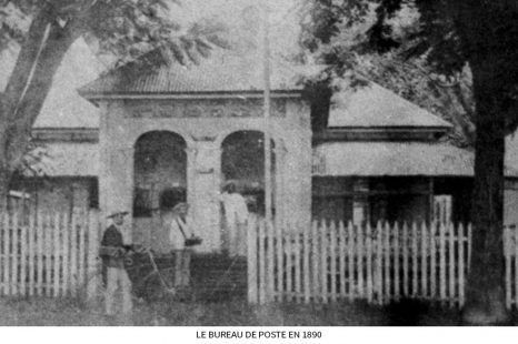 Le-bureau-de-Poste-en-1890-1.jpg